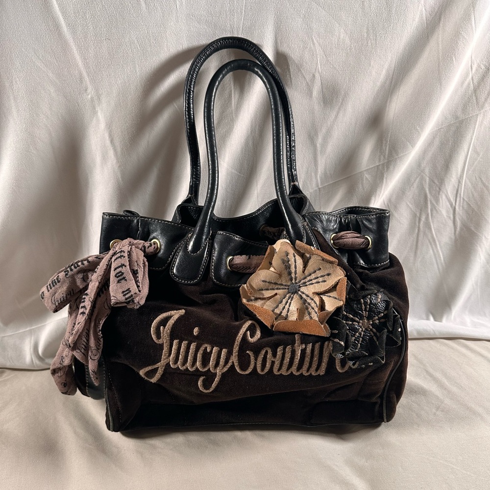 Juicy Couture Daydreamer Velour Brown Flower Appliqué Tote Bag Purse Vintage Y2K